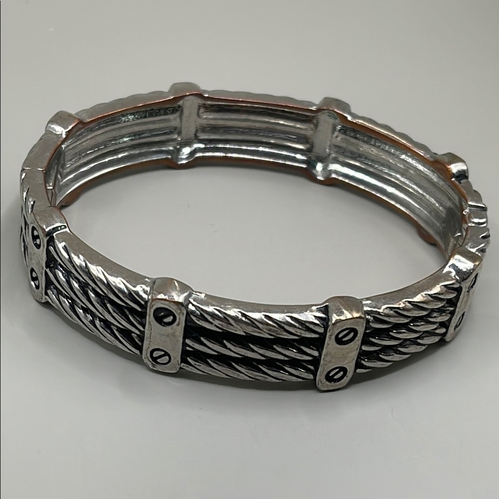 Stylish Silver-Tone twisted braided Cable clamper Bracelet